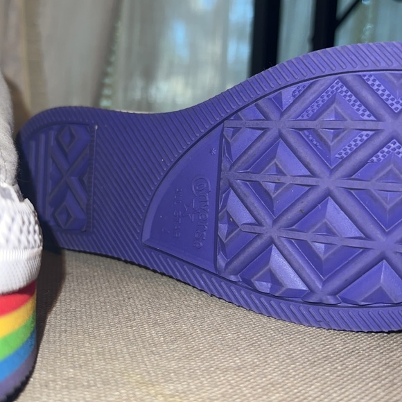 Pride Platform Converse - Picture 5 of 6